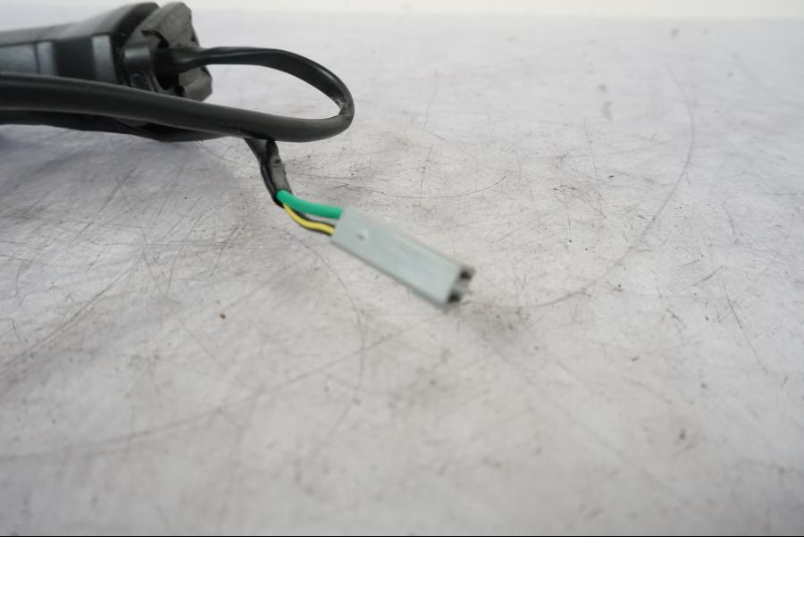 Snett uppifrån på Blinkers från en Kawasaki Z 800 -2014 motorcykel.