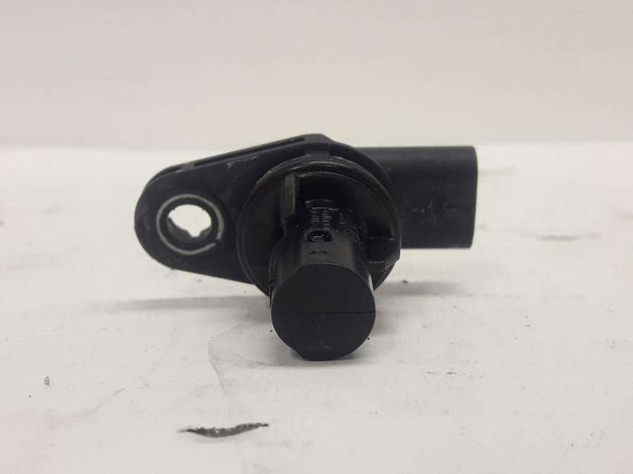 Höger sida på Vevaxelsensor från en BMW R 1250 RS -2020 motorcykel.