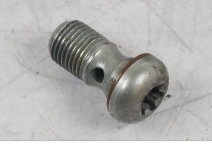 Baksidan på Bromshuvudcylinder från en KTM 1290 Super Adventure R -2018 motorcykel.