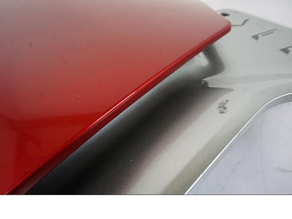 Höger sida på Sidkåpa från en Honda VFR 1200 -2010 motorcykel.