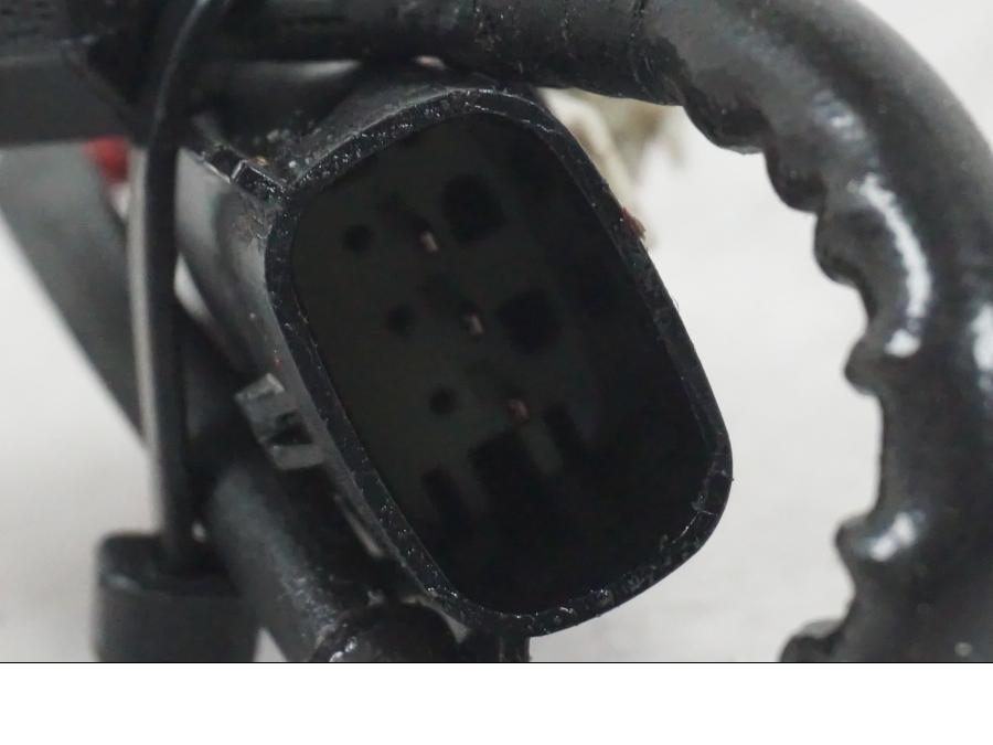 Vänster sida på Sidostödsbrytare från en H-D Softail FXCW Rocker -2008 motorcykel.