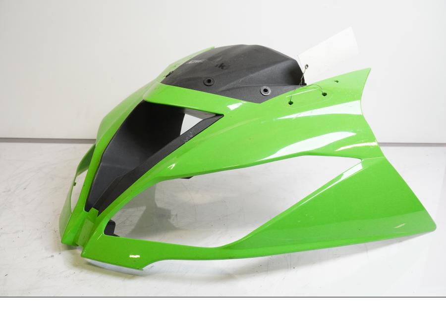 Baksidan på Toppkåpa från en Kawasaki ZX-6R -2014 motorcykel.