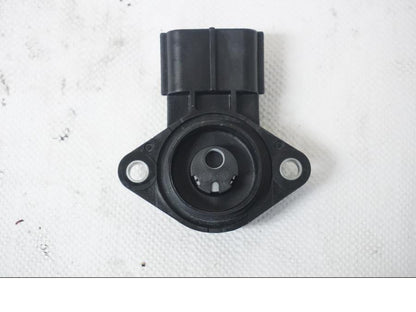 Baksidan på TPS från en Ducati 899 Panigale -2015 motorcykel.