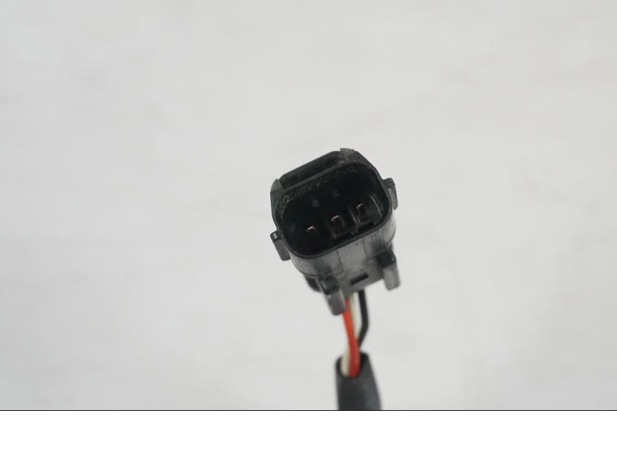 Snett nerifrån på Växellådsgivare från en KTM 1290 Super Duke R -2018 motorcykel.