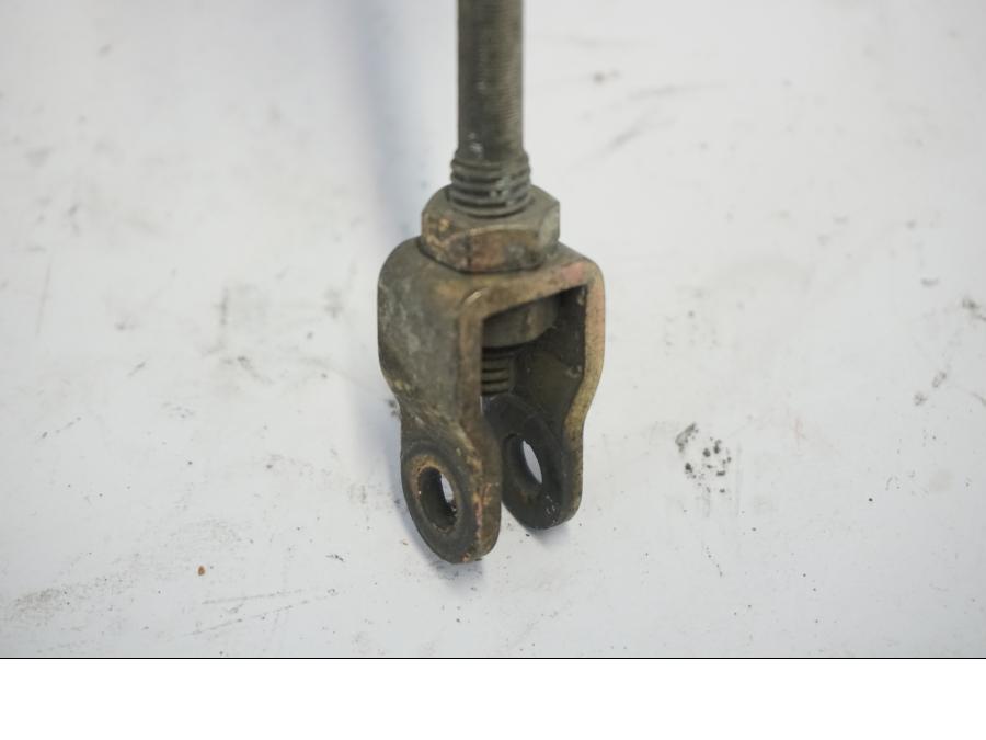 Snett nerifrån på Bromshuvudcylinder från en Suzuki DL 1000 -2003 motorcykel.