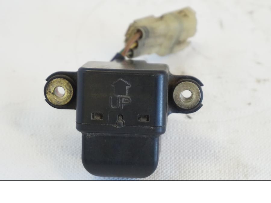 Framsidan på Tilt Sensor från en Kawasaki VN 1500 Mean Streak -2002 motorcykel.