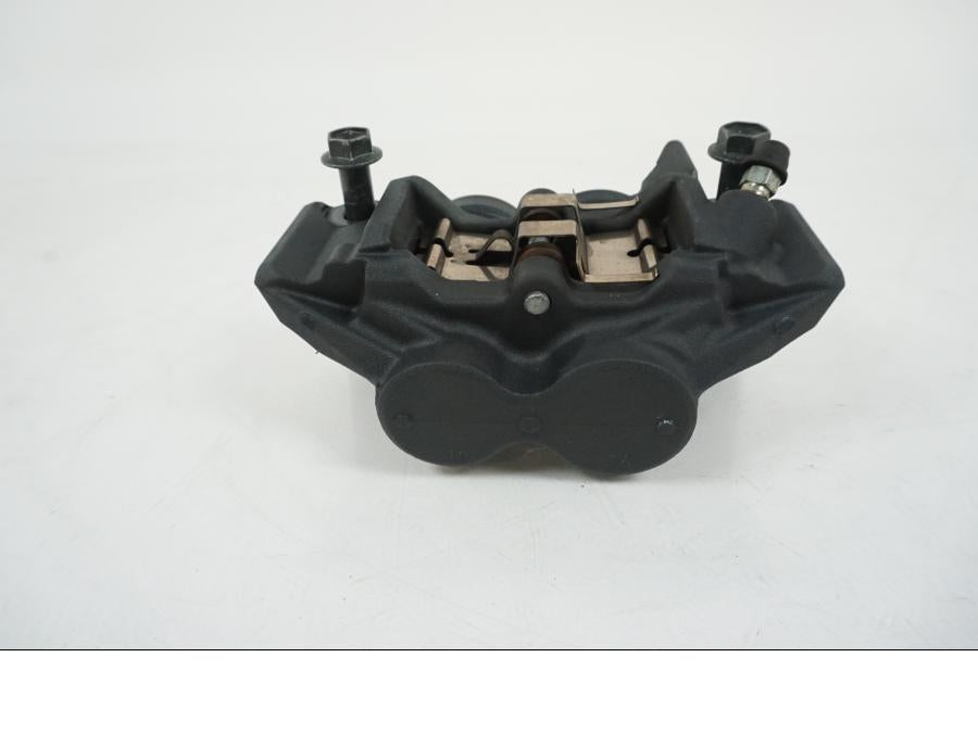 Baksidan på Bromsok från en Yamaha MT-09 Tracer -2021 motorcykel.