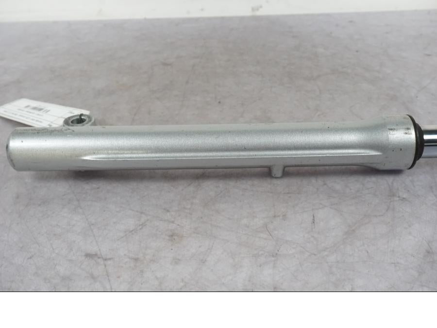 Extrabild1 på Gaffelben från en Honda ANF 125 -2008 motorcykel.