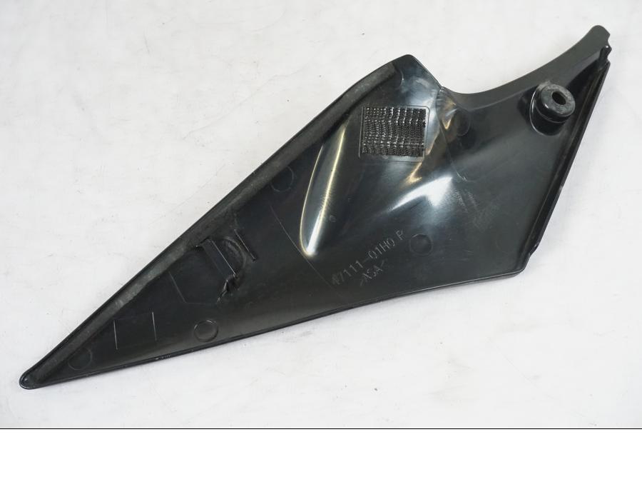 Höger sida på Sidopanel från en Suzuki GSX-R 750 -2006 motorcykel.