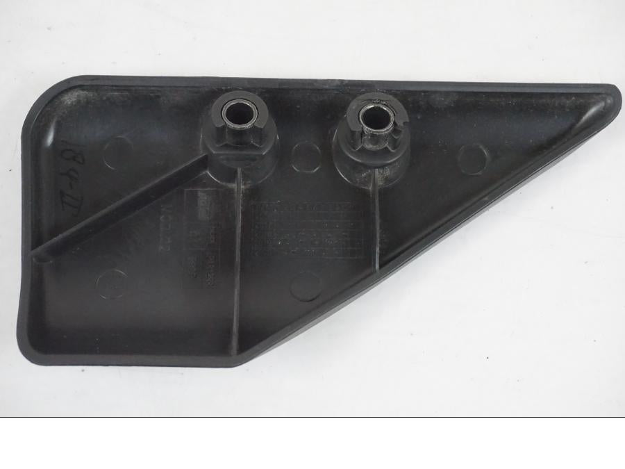 Höger sida på Tändspole Kåpa från en KTM 390 Adventure -2021 motorcykel.