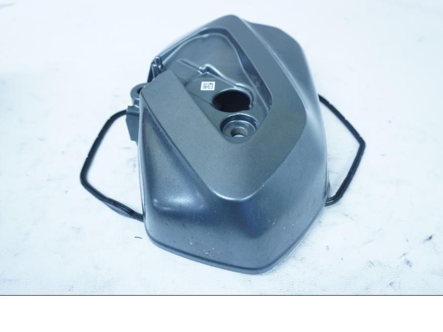 Vänster sida på Ventilkåpa från en BMW R 1250 GS -2019 motorcykel.