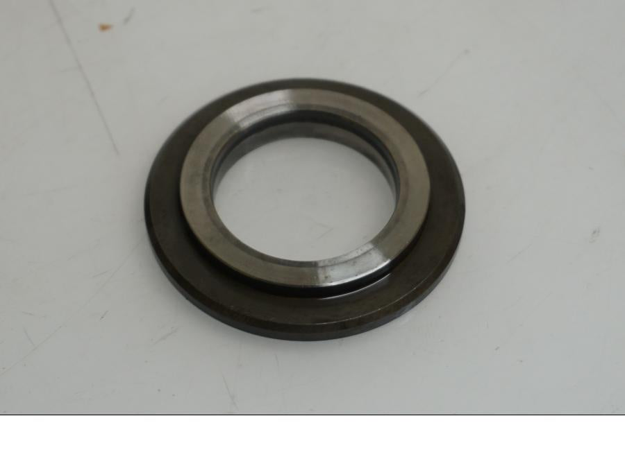 Höger sida på Oljepump från en Yamaha FJR 1300 -2005 motorcykel.