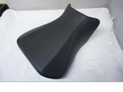 Vänster sida på Sadel från en Suzuki GSX-R 750 -1996 motorcykel.