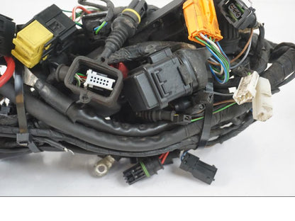 Snett uppifrån på Kabelstam från en BMW F 650 CS -2002 motorcykel.