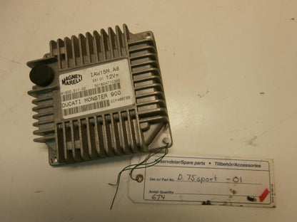 Framsidan på CDI / ECU från en Ducati 75 Sport -2001 motorcykel.