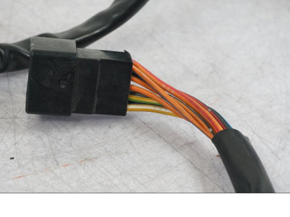 Baksidan på Styrelreglage från en Suzuki GSX 1300 RX -1999 motorcykel.