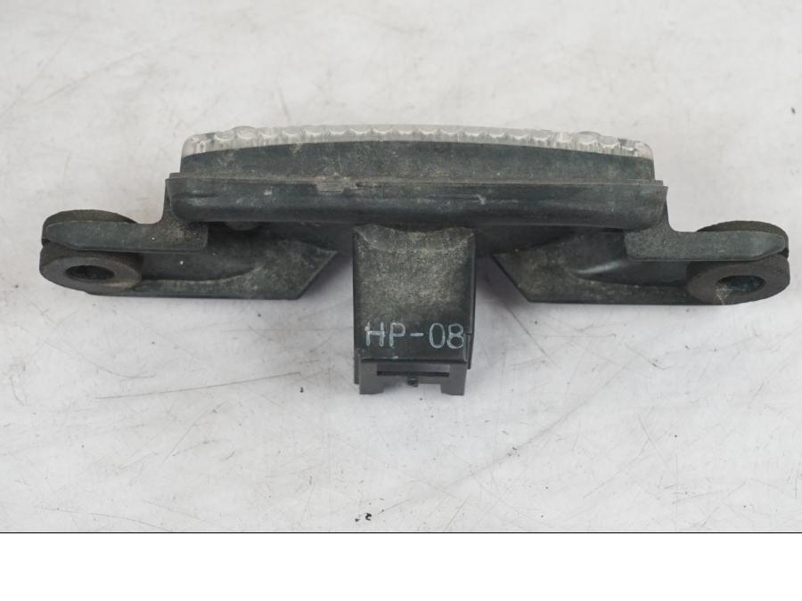 Baksidan på Positionsljus från en Suzuki SV 650 -1999 motorcykel.