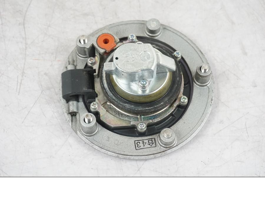 Extrabild1 på Låssats från en Suzuki GSF 1250 -2010 motorcykel.