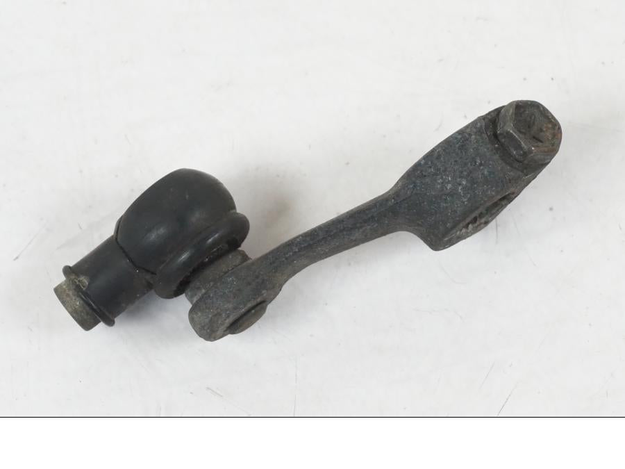 Höger sida på Växelarm från en Suzuki SV 650 S -2005 motorcykel.