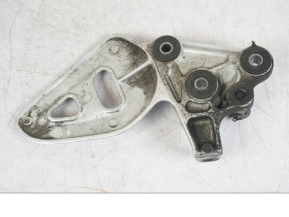 Extrabild2 på Fotpinnefäste från en Suzuki GSX 1300 RX -1999 motorcykel.