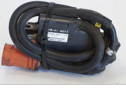 Framsidan på Tändspole från en Yamaha YZF 1000 R -1997 motorcykel.