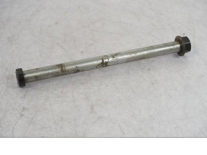 Framsidan på Axel från en KTM 1290 Super Adventure R -2018 motorcykel.