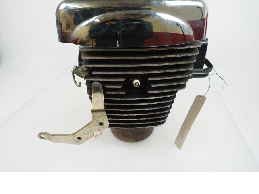 Snett nerifrån på Cylinder från en Kawasaki VN 1600 Mean Streak -2004 motorcykel.