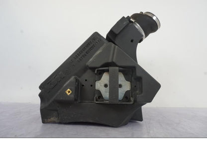 Baksidan på Luftburk från en KTM 640 SM -2005 motorcykel.