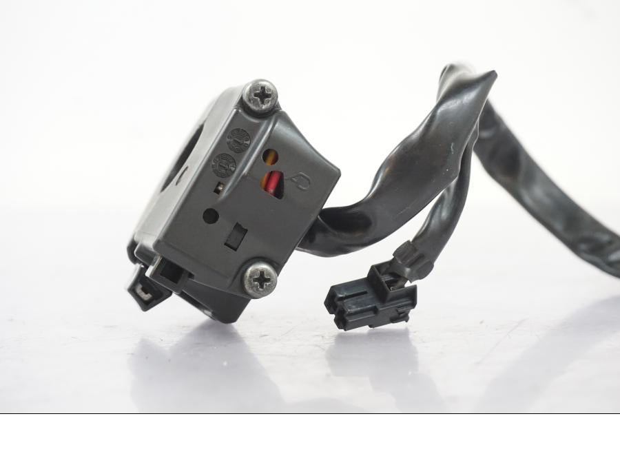 Extrabild1 på Styrelreglage från en Kawasaki ZX-6R -2011 motorcykel.