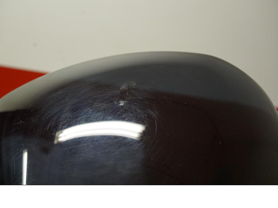 Extrabild1 på Vindruta från en Suzuki GSR 600 -2008 motorcykel.