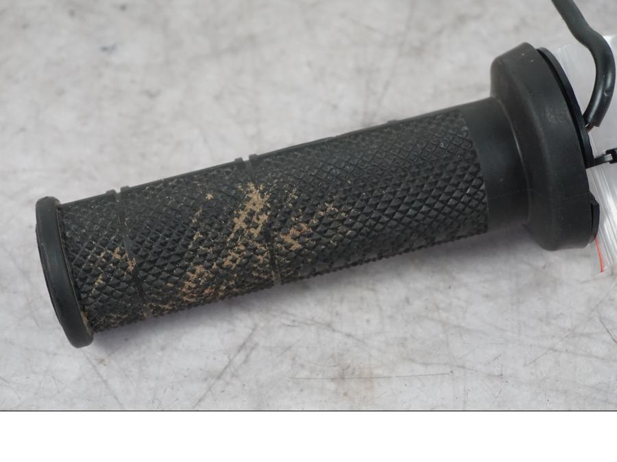 Baksidan på Värmehandtag från en Ducati Multistrada V4 -2024 motorcykel.