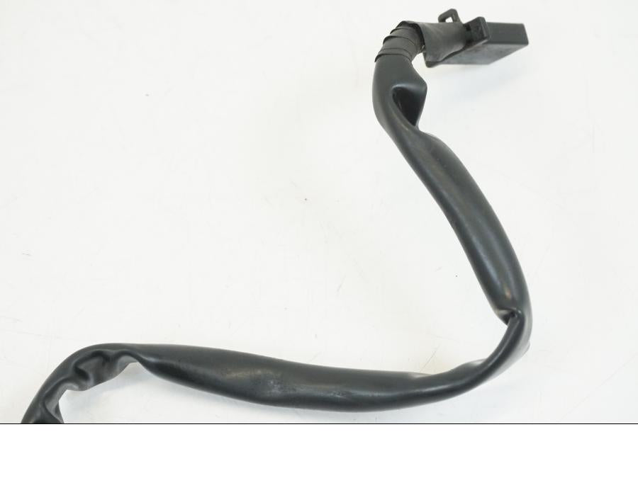 Snett uppifrån på Sidostödsbrytare från en Honda CB 750 -2002 motorcykel.