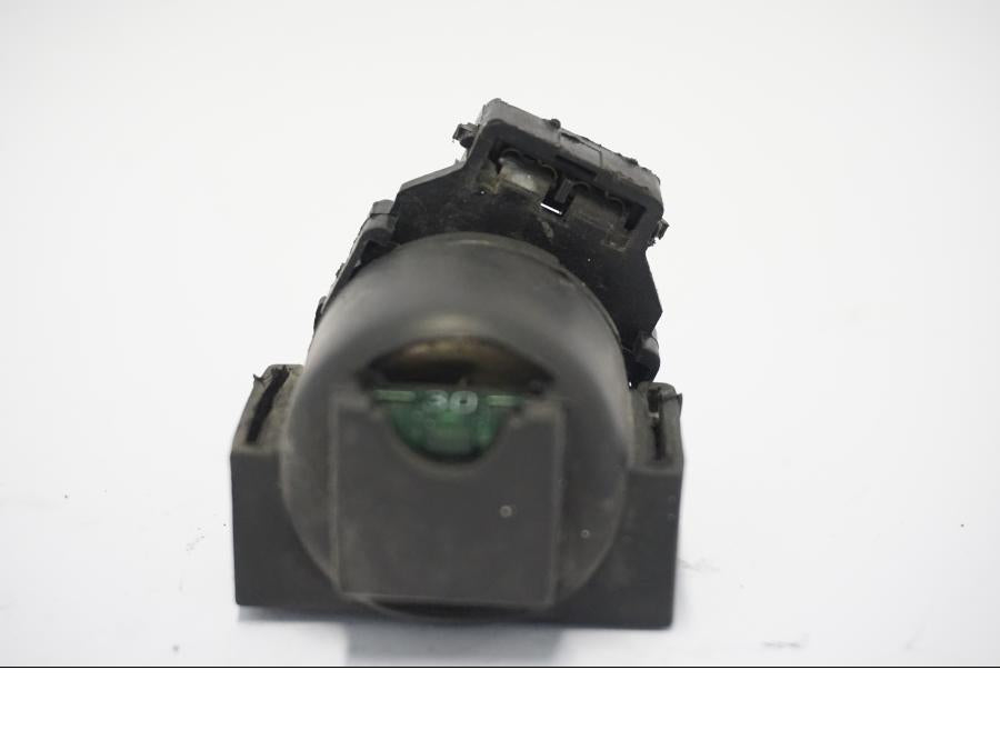 Höger sida på Startrelä från en Suzuki GSX-R 750 -1992 motorcykel.