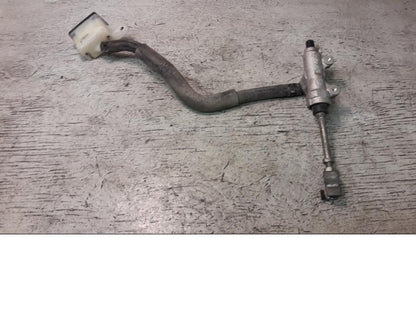 Baksidan på Bromshuvudcylinder från en Honda XL 600 V -1994 motorcykel.