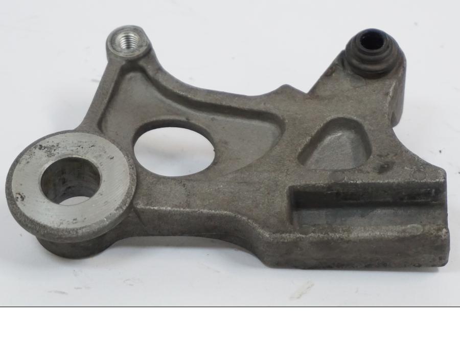 Snett uppifrån på Bromsoksfäste från en Honda VTR 1000 F -1999 motorcykel.