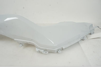 Vänster sida på Sidkåpa från en BMW F 750 GS -2019 motorcykel.