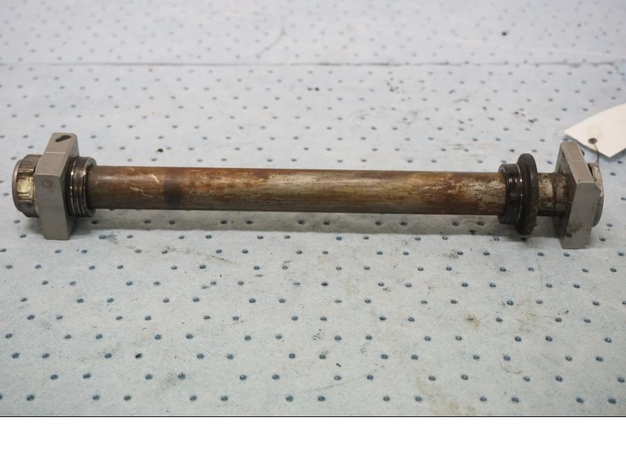 Framsidan på Axel från en Honda CBR 1000 RR -2011 motorcykel.