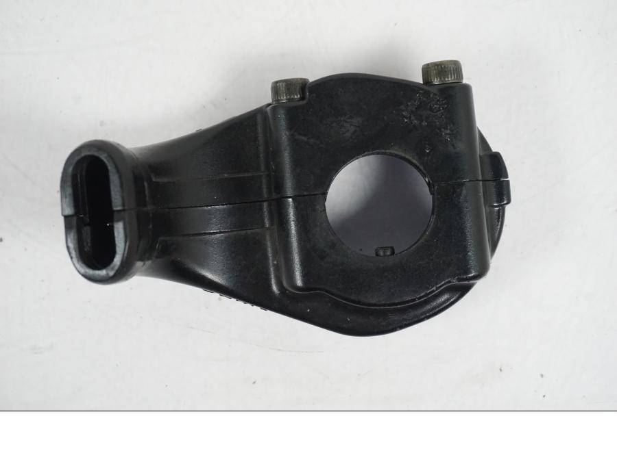 Höger sida på Gasklo från en Yamaha YZF 1000 R1 -2007 motorcykel.