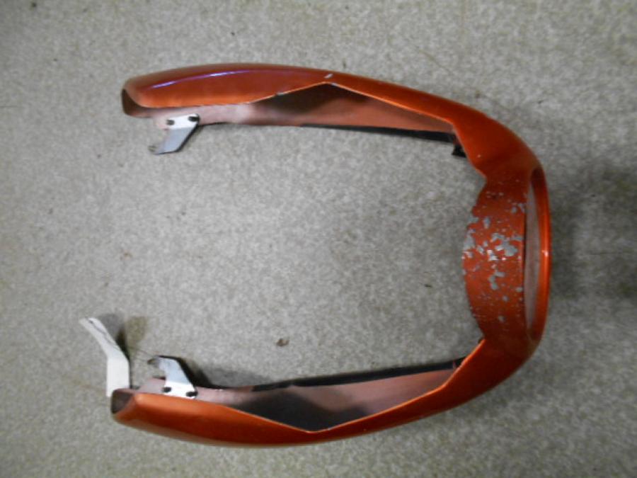 Baksidan på Bakvinge från en Yamaha BT 1100 -2004 motorcykel.