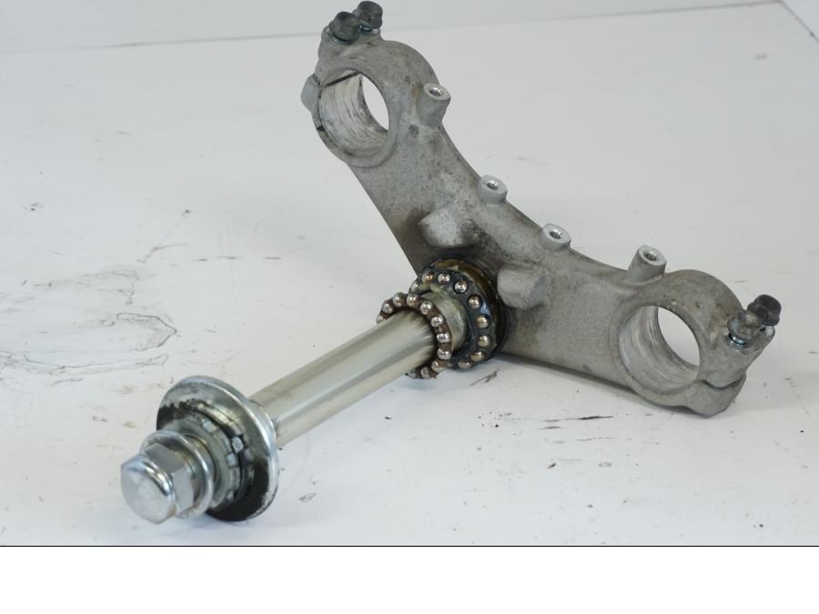 Extrabild1 på Gaffelkrona från en Honda XL 1000 V -1999 motorcykel.