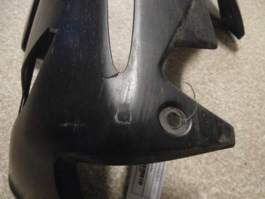 Vänster sida på Magkåpa från en Suzuki GSX 1300 BK -2008 motorcykel.