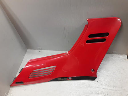 Framsidan på Sidopanel från en Honda CBR 1000 F -1999 motorcykel.