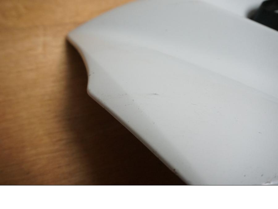 Höger sida på Toppkåpsinsida från en Suzuki GSX-R 1000 -2007 motorcykel.