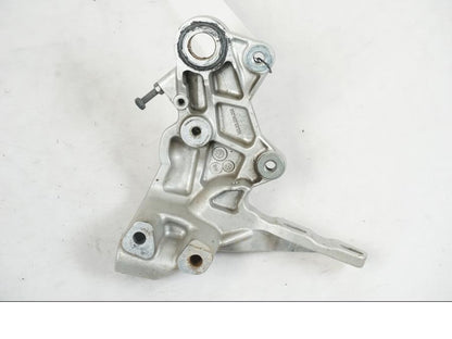 Extrabild2 på Fotpinnefäste från en Husqvarna 701 SUPERMOTO ABS -2016 motorcykel.