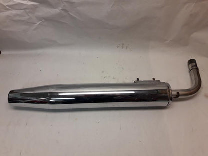 Framsidan på Ljuddämpare från en Kawasaki VN 1600 -2003 motorcykel.