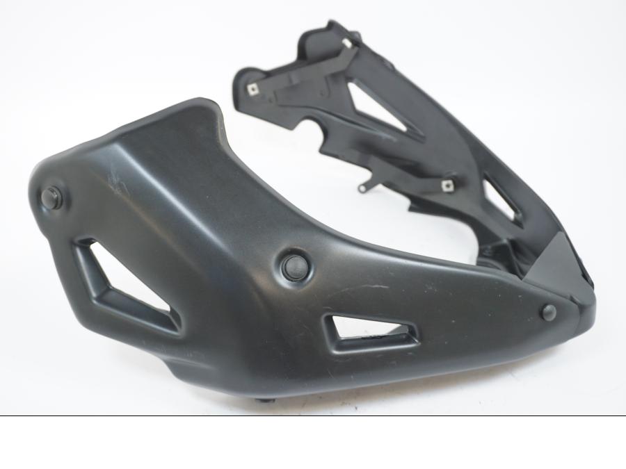 Vänster sida på Magkåpa från en Honda CB 650 R -2019 motorcykel.