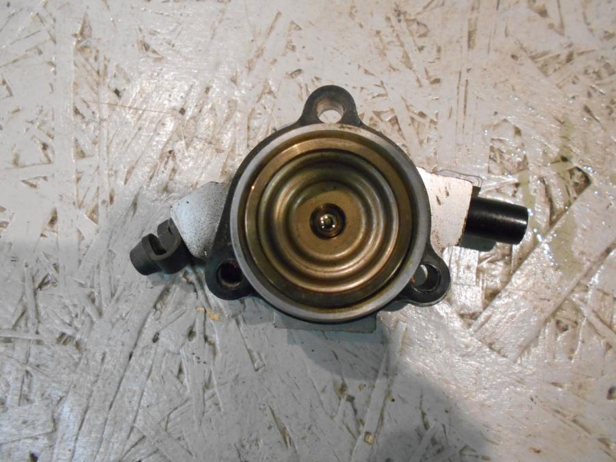 Baksidan på Kopplingslavcylinder från en Kawasaki VN 1500 -1996 motorcykel.