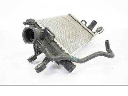 Höger sida på Vattenkyl från en BMW R 1250 GS -2019 motorcykel.