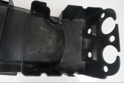 Snett uppifrån på Undertail från en Kawasaki ZZR 1100 -1994 motorcykel.