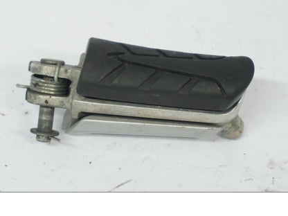 Framsidan på Fotpinne från en Honda CB 500 X -2015 motorcykel.